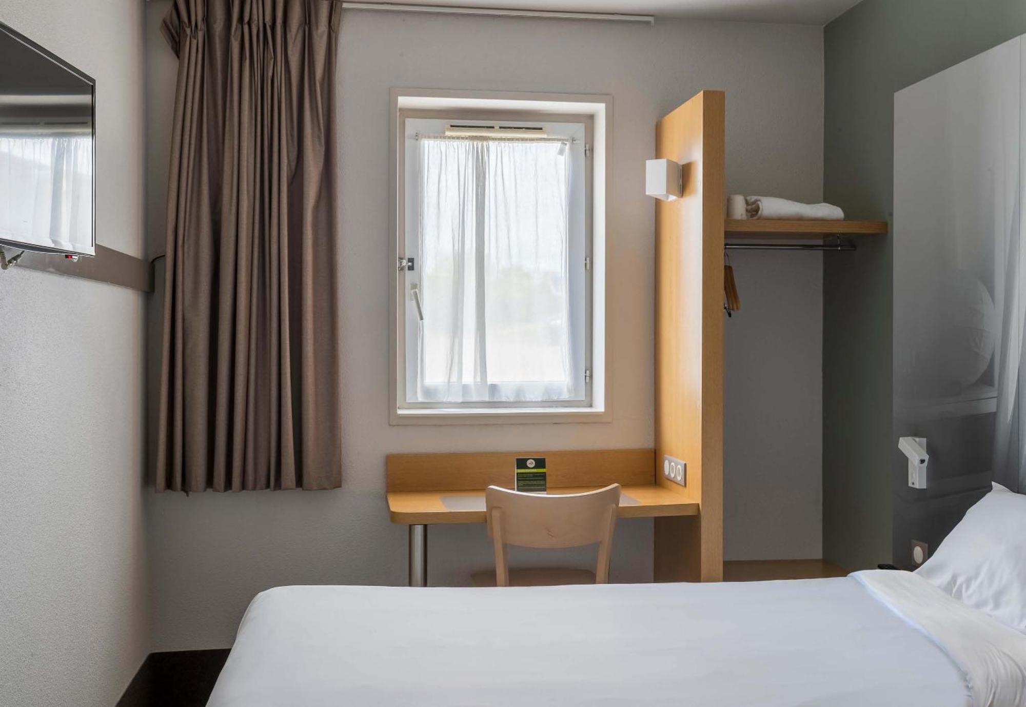 B&B Hotel Troyes Saint-Parres-Aux-Tertres Exteriör bild