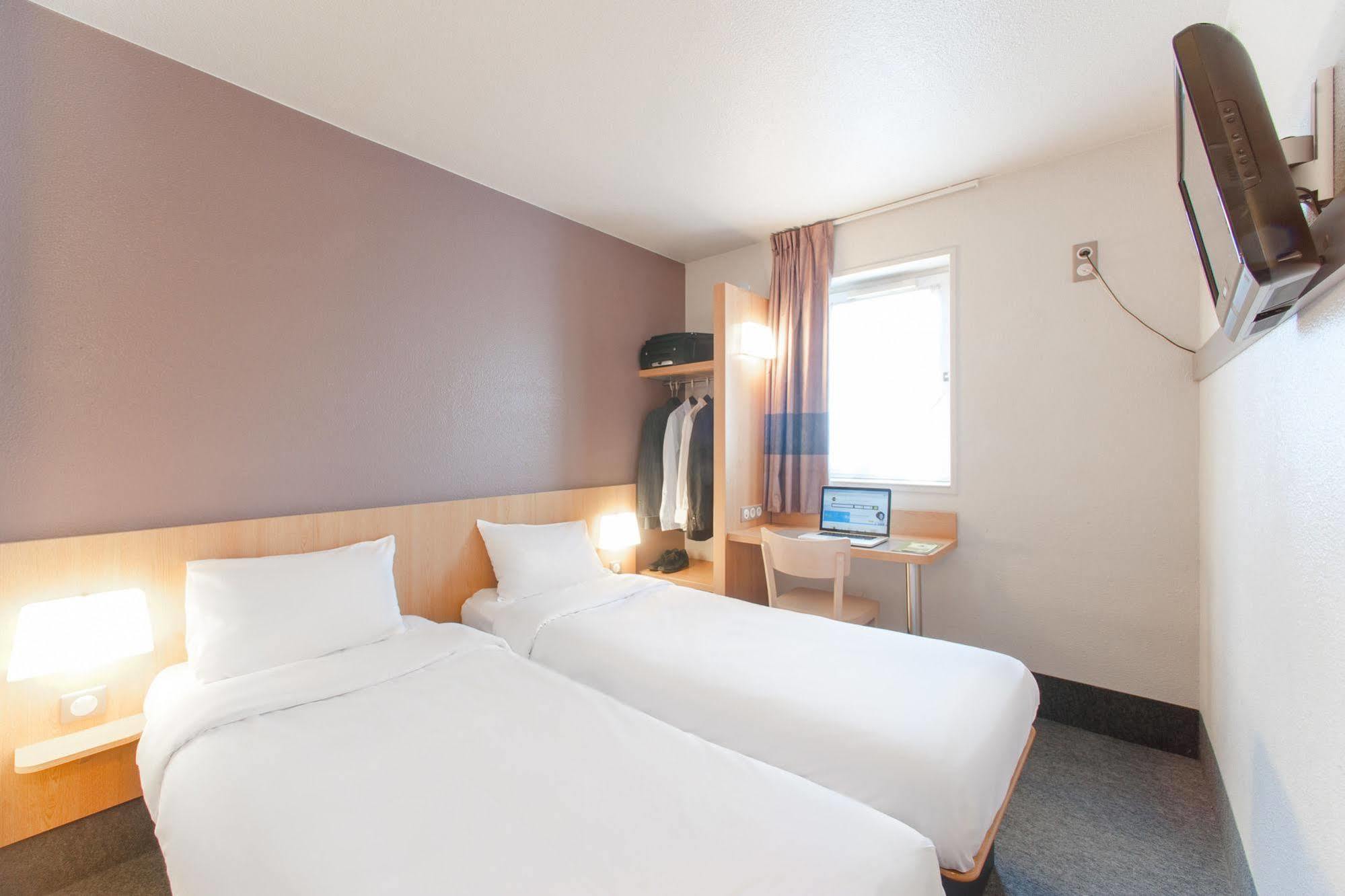 B&B Hotel Troyes Saint-Parres-Aux-Tertres Exteriör bild
